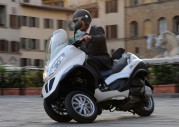 Piaggio MP3 Hybrid